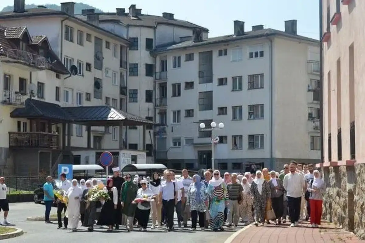 stratišta gdje su ubijeni  Srebrenica 13. juli Fena Kravica, Branjevo, Petkovci