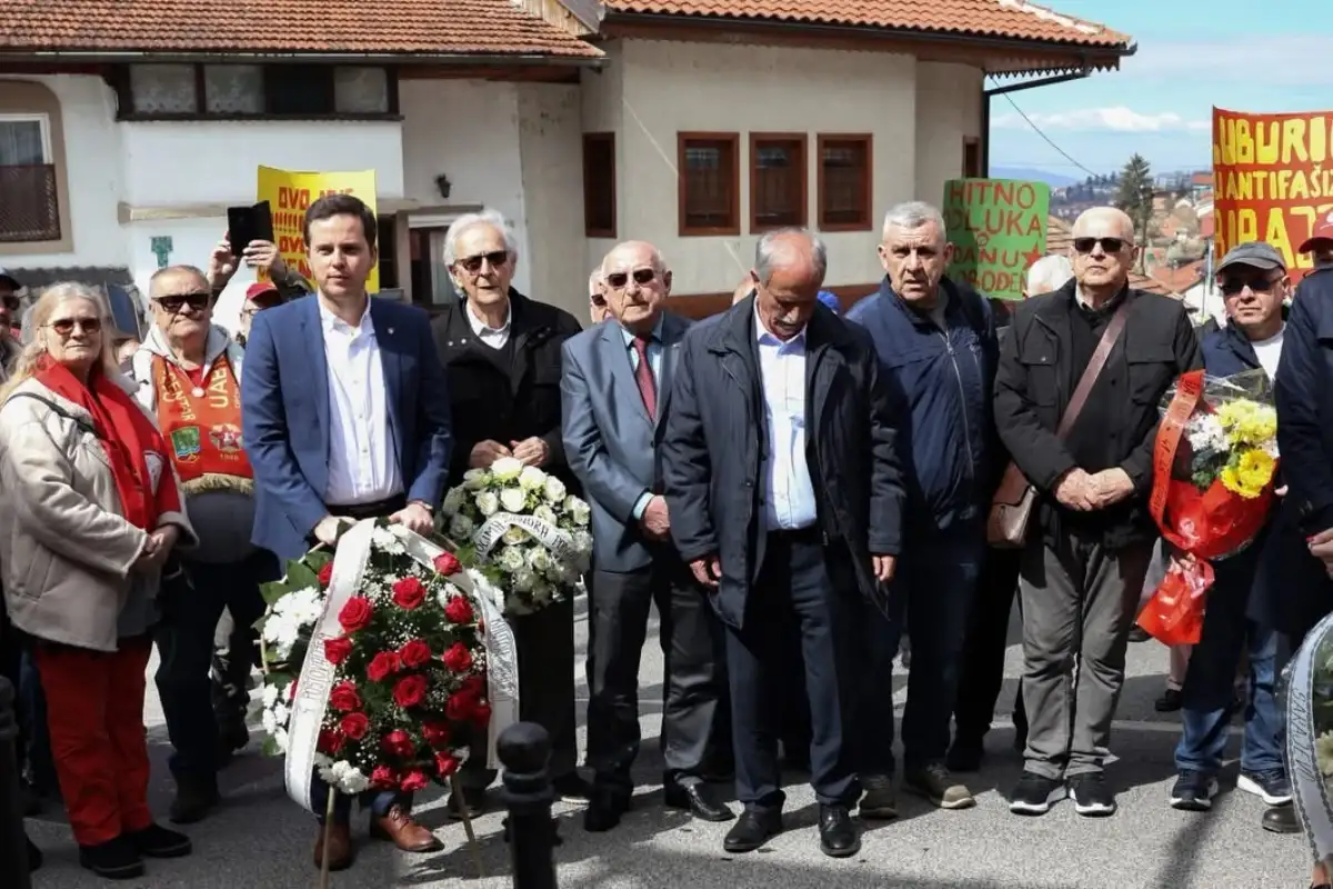 UK Visegradska Kapija pocast/ Facebook