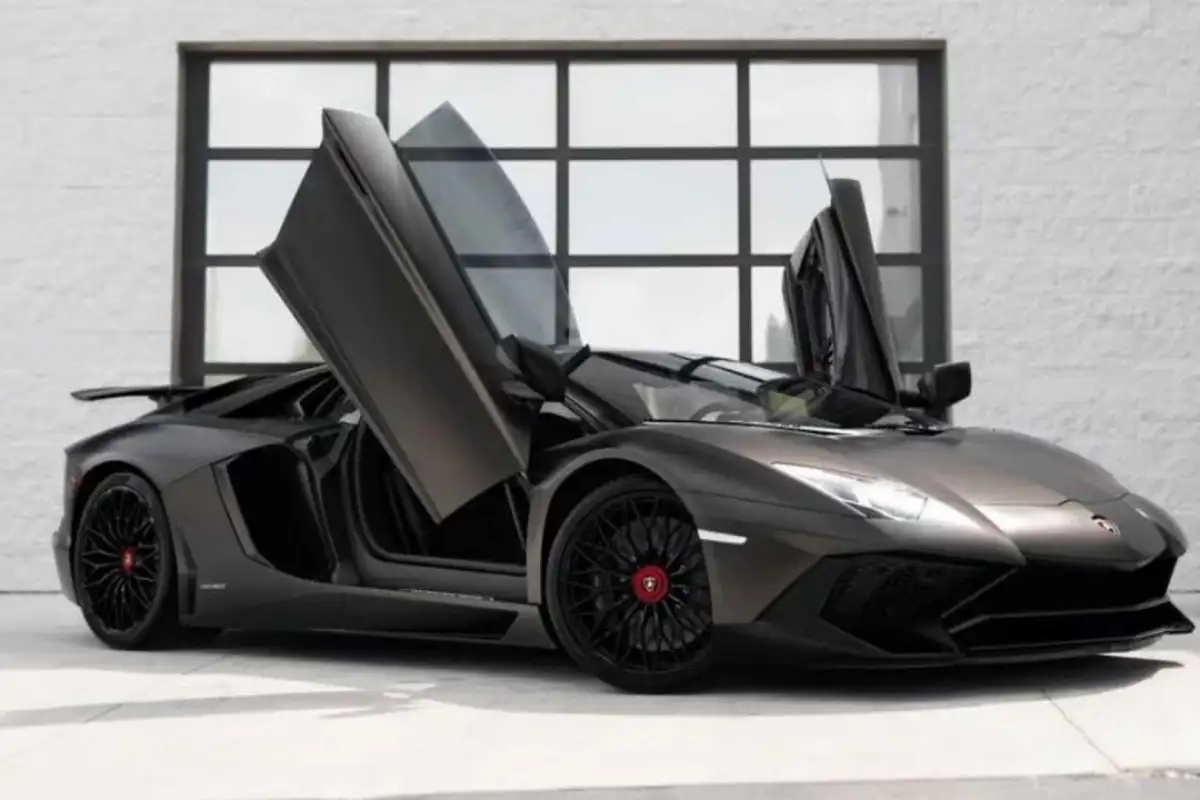 Lambo 4