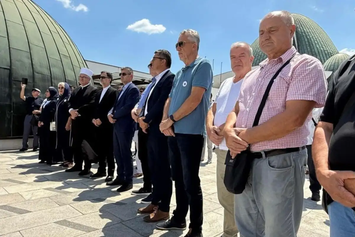 Zagreb islamski centar performans cijet srebrenice