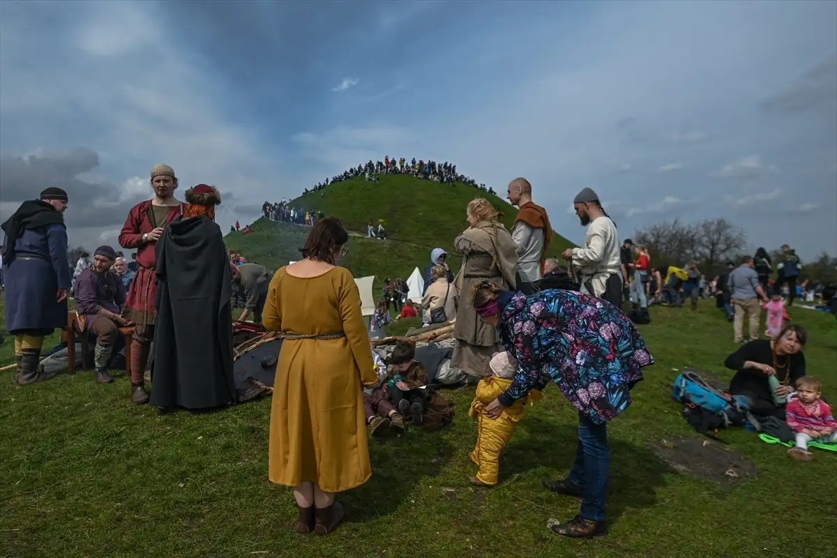 AA 20230411 30824524 30824519 PUTOVANJE KROZ VRIJEME TRADICIONALNI FESTIVAL REKAWKA U KRAKOVU