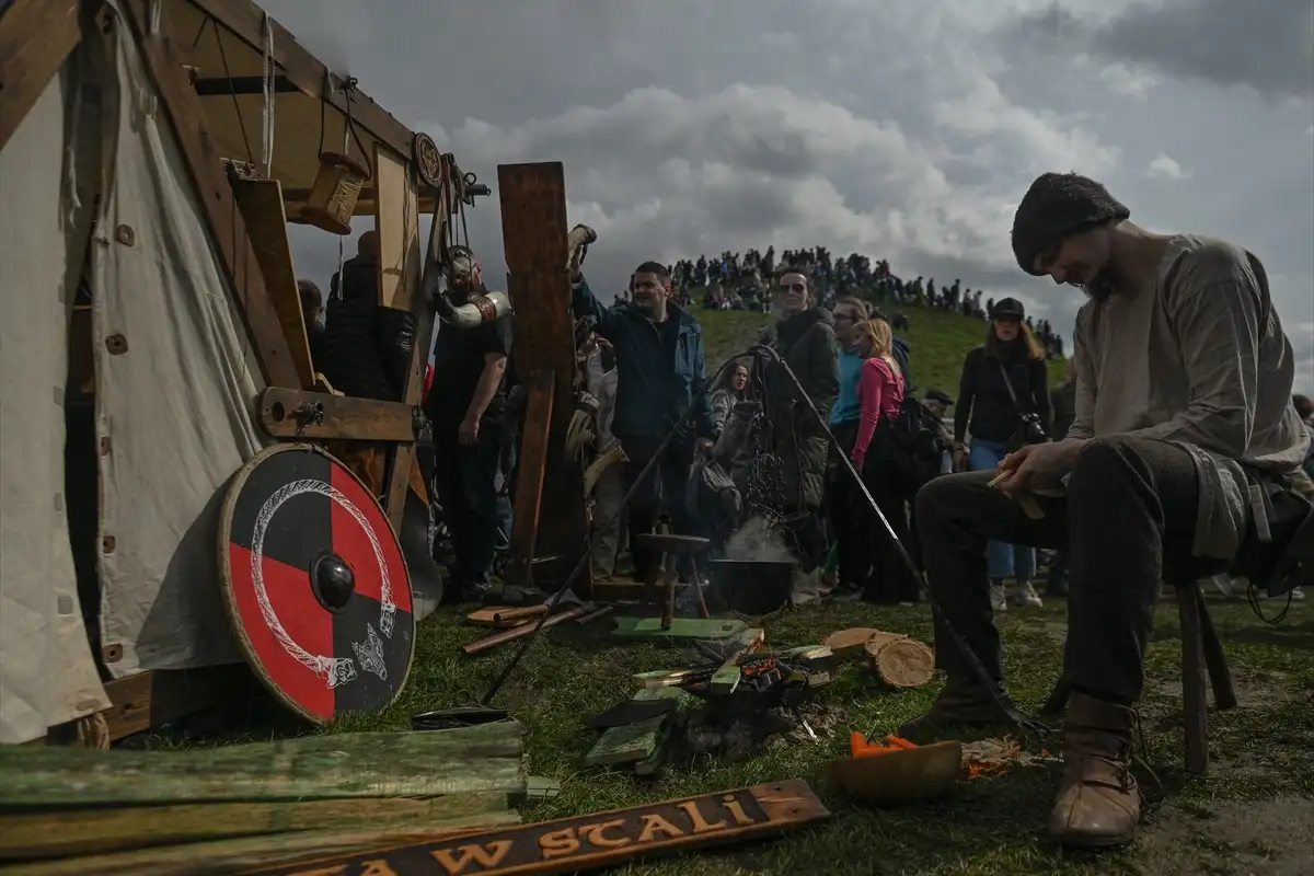 AA 20230411 30824524 30824517 PUTOVANJE KROZ VRIJEME TRADICIONALNI FESTIVAL REKAWKA U KRAKOVU