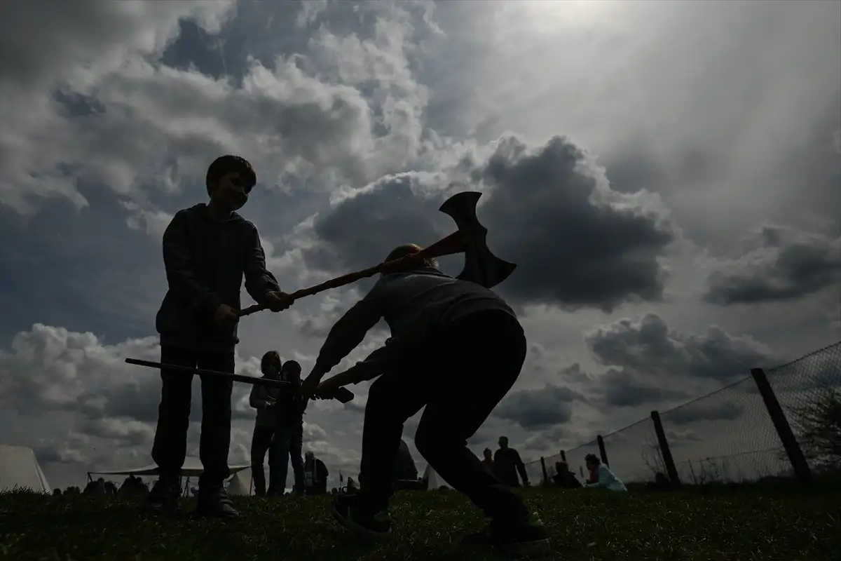 AA 20230411 30824524 30824507 PUTOVANJE KROZ VRIJEME TRADICIONALNI FESTIVAL REKAWKA U KRAKOVU
