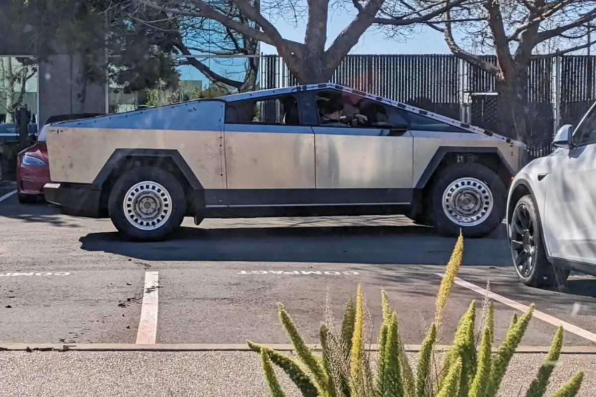 Cybertruck 2