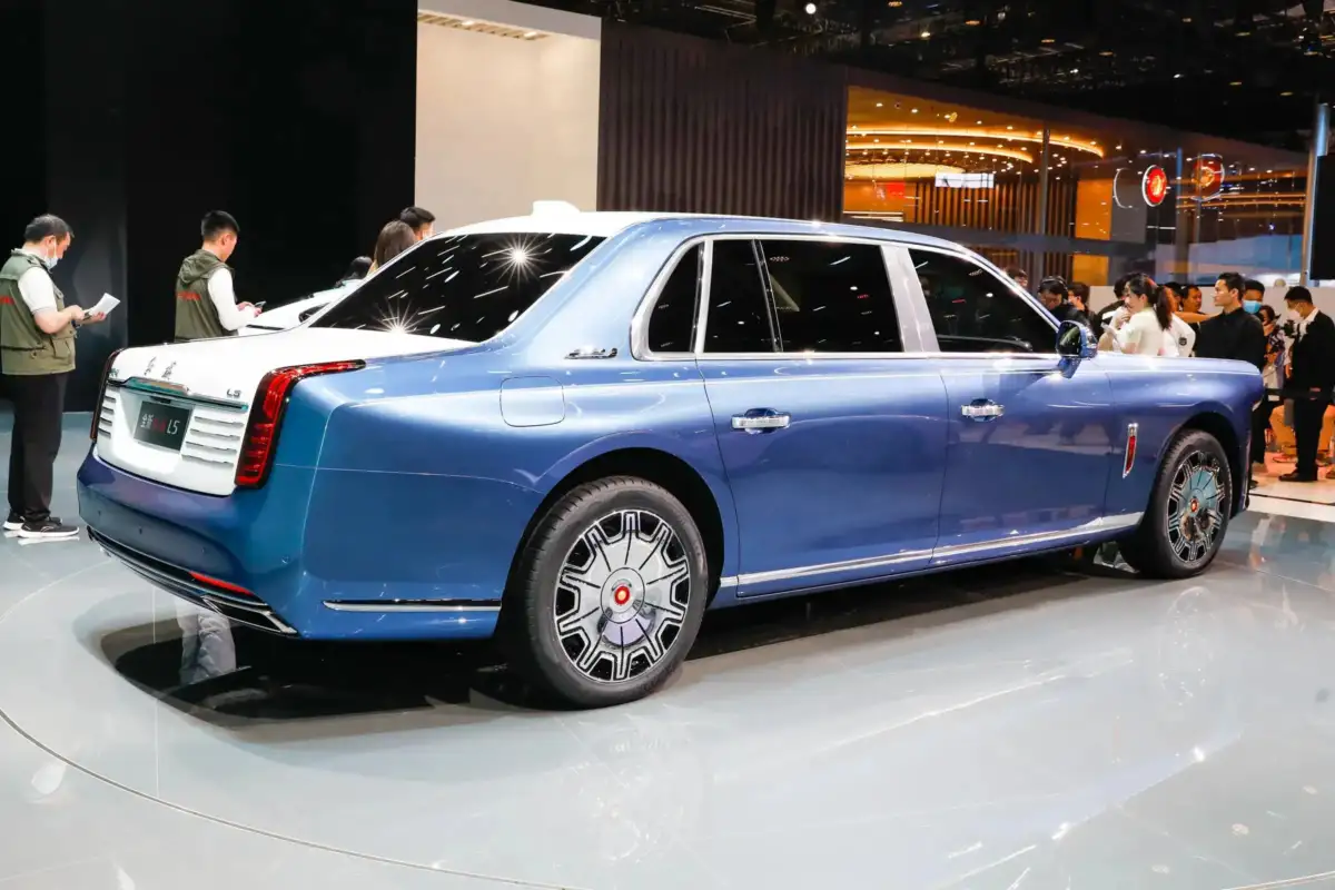 Hongqi L5 5