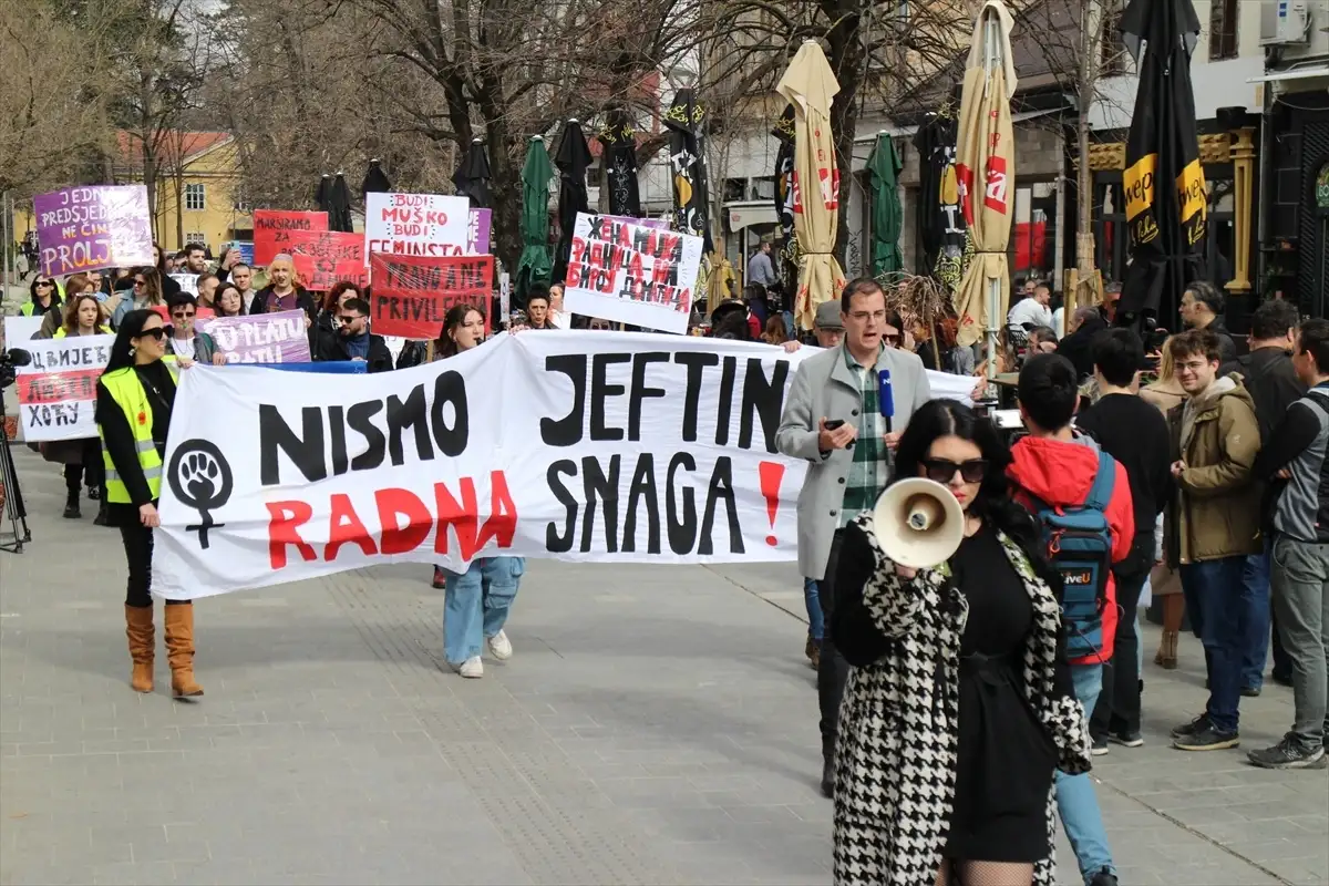 AA 20230308 30511412 30511403 OSMOMARTOVSKI MARS U BANJALUCI NISMO JEFTINA RADNA SNAGA