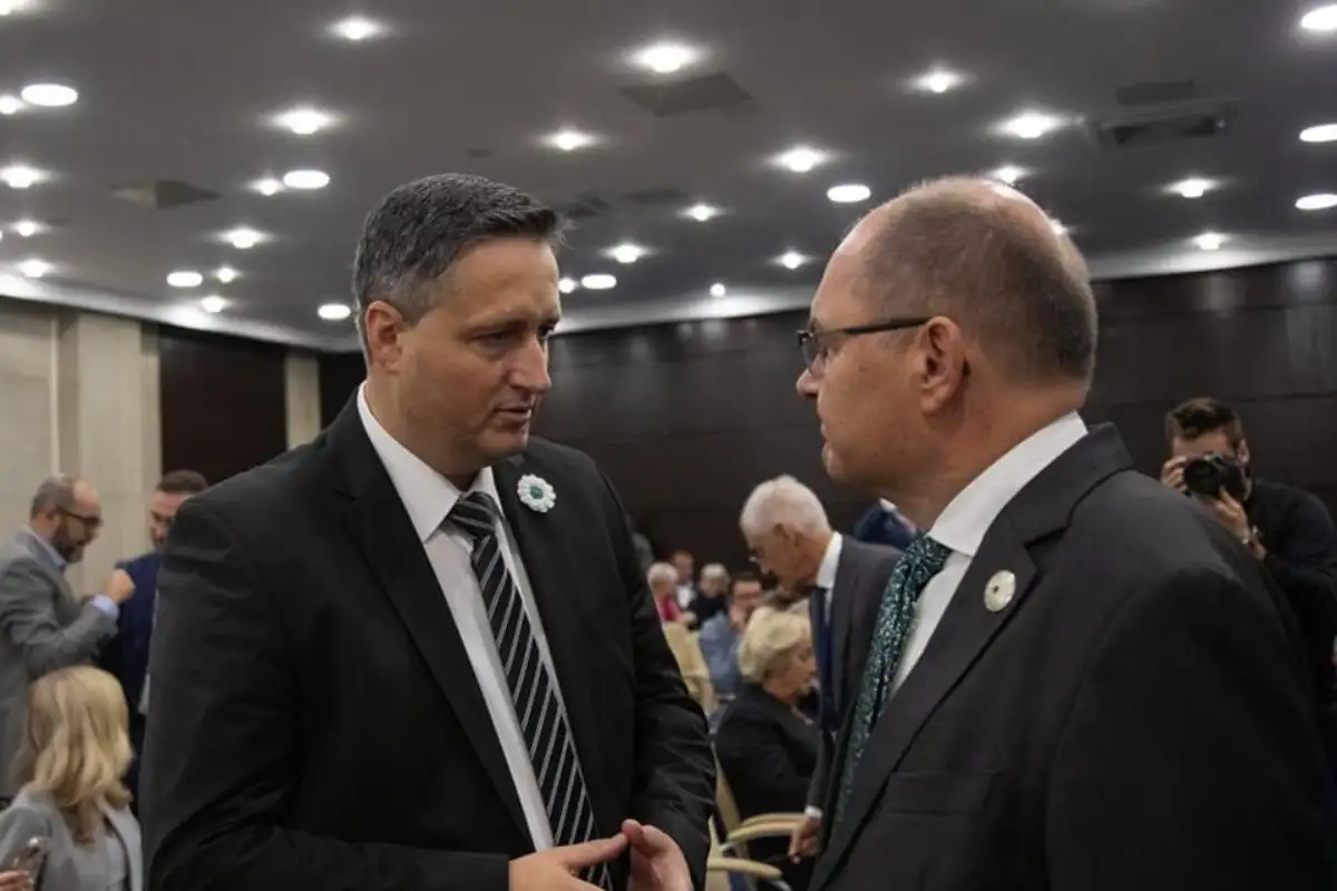 Becirovic i Schmidt