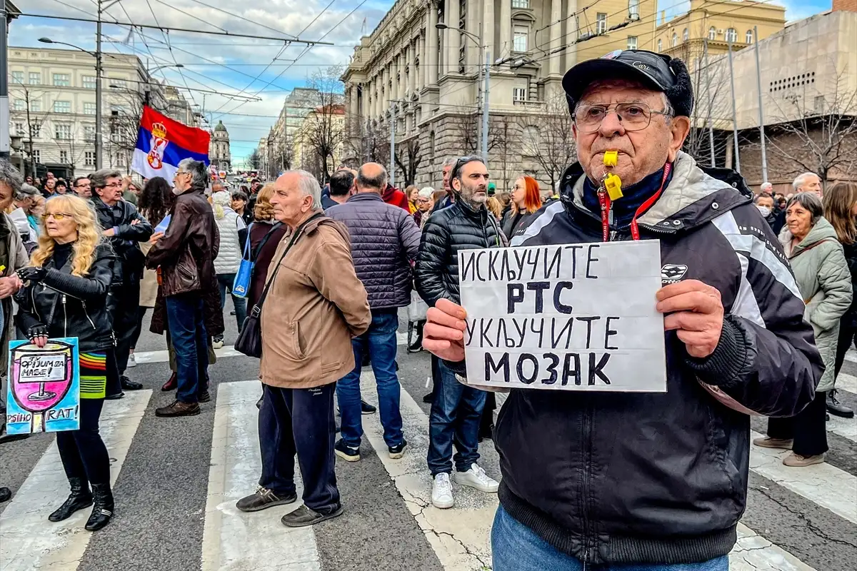 AA 20230310 30535232 30535228 U BEOGRADU SKUP PODRSKE TUZITELJKAMA POZIV NA SVEOBUHVATNI NARODNI BUNT PROTIV REZIMA
