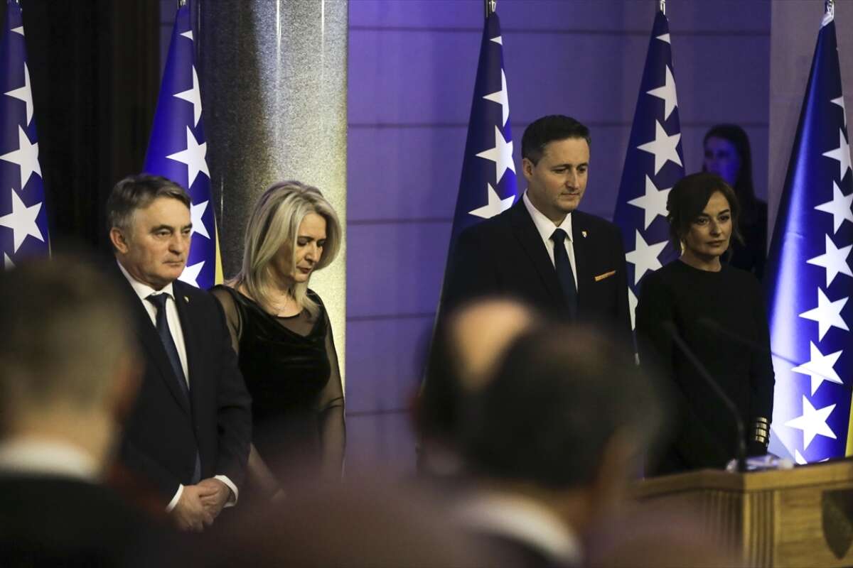 AA 20230301 30448340 30448328 KOMSIC NA PRIJEMU POVODOM 1 MARTA ZNAMO KO JE ZA NEZAVISNOST BIH A KO DA NAM STRANCI I SUSJEDI MIJENJAJU ZAKONE