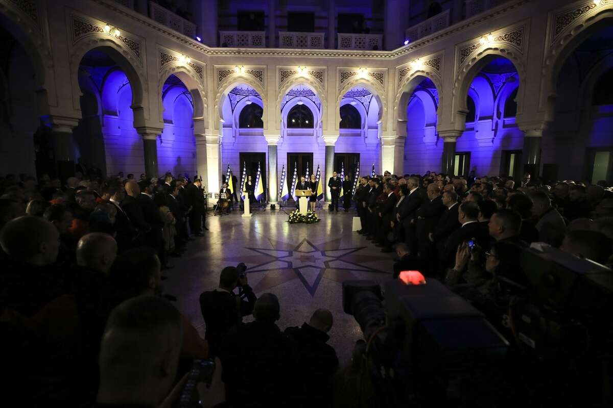 AA 20230301 30448340 30448329 KOMSIC NA PRIJEMU POVODOM 1 MARTA ZNAMO KO JE ZA NEZAVISNOST BIH A KO DA NAM STRANCI I SUSJEDI MIJENJAJU ZAKONE