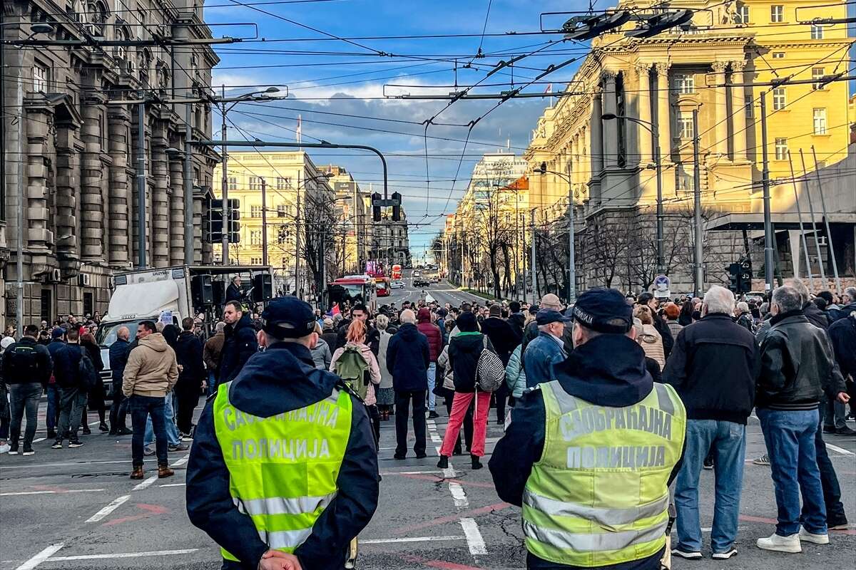 AA 20230310 30535232 30535224 U BEOGRADU SKUP PODRSKE TUZITELJKAMA POZIV NA SVEOBUHVATNI NARODNI BUNT PROTIV REZIMA