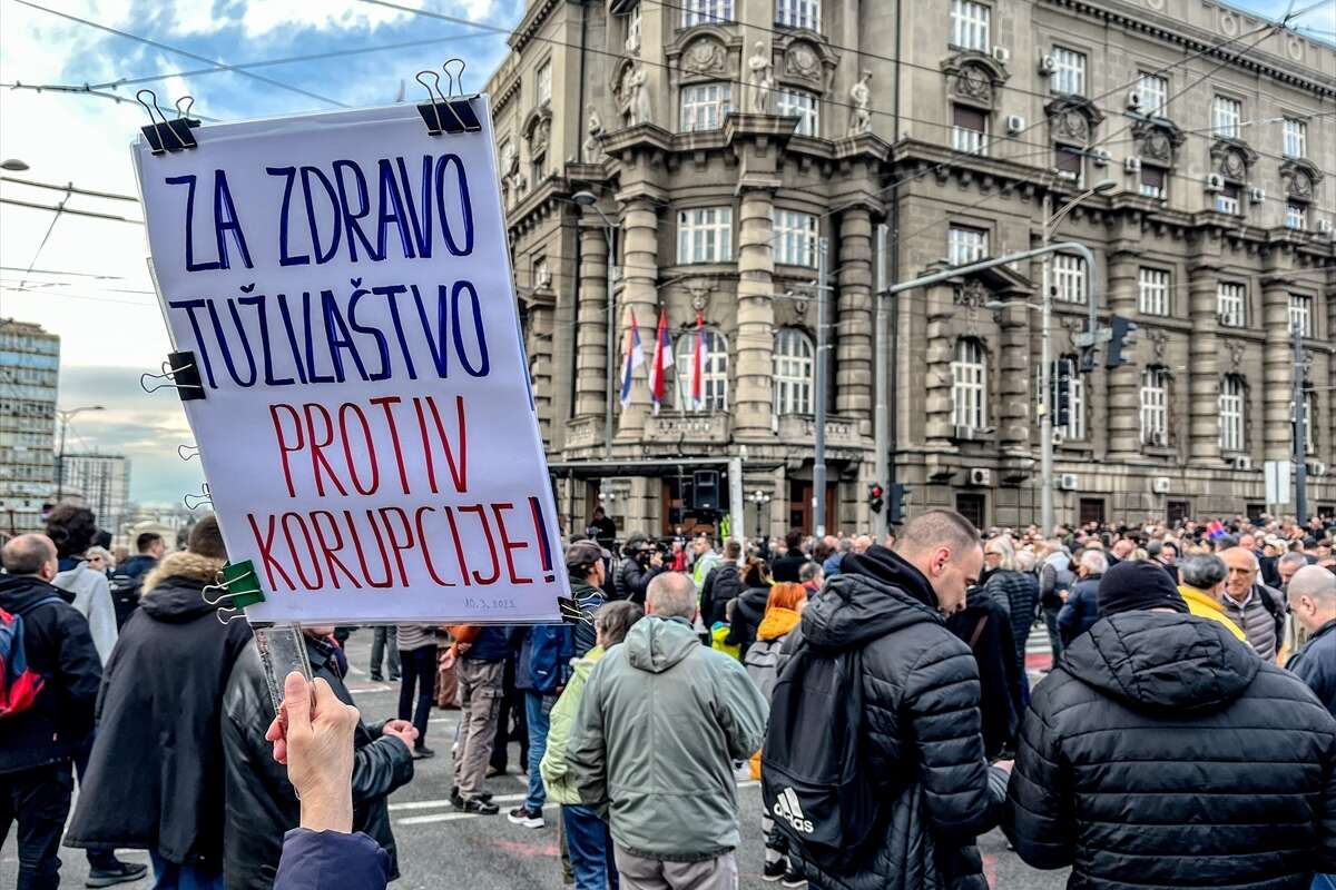 AA 20230310 30535232 30535227 U BEOGRADU SKUP PODRSKE TUZITELJKAMA POZIV NA SVEOBUHVATNI NARODNI BUNT PROTIV REZIMA