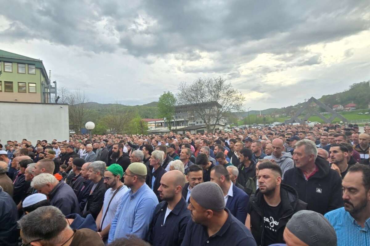 Harun Zahirovic Klanjana dzenaza 2