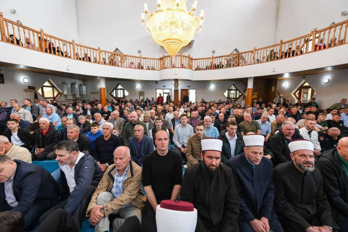 Harun Zahirovic Klanjana dzenaza 3