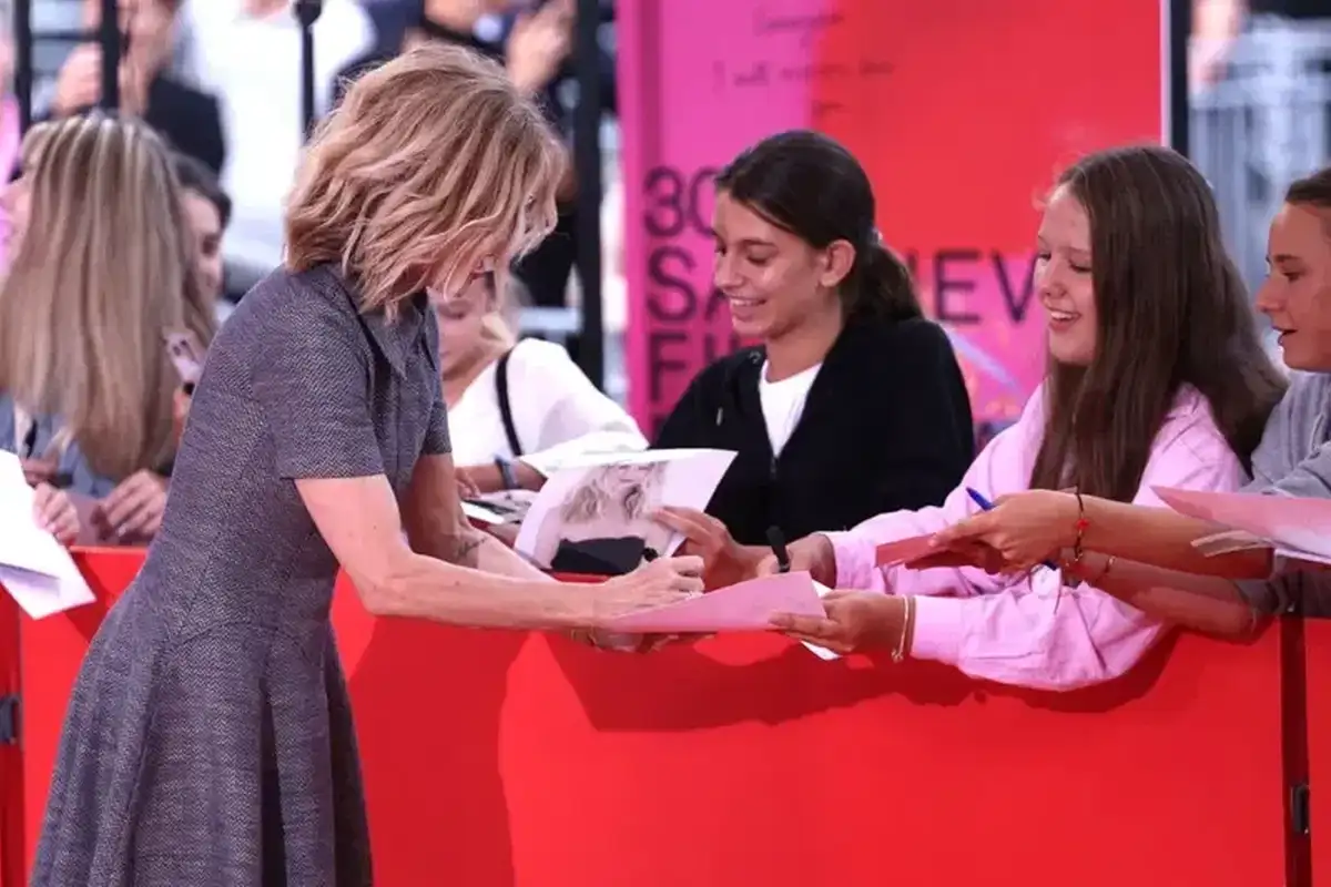 Meg Ryan sff/ Fena