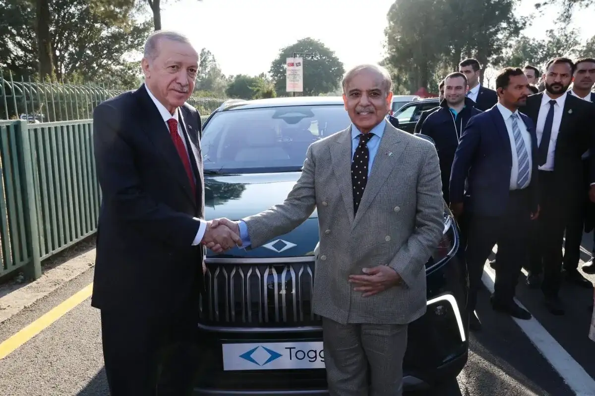 Recep Tayyip Erdogan s predsjednikom Pakistana Togg 2