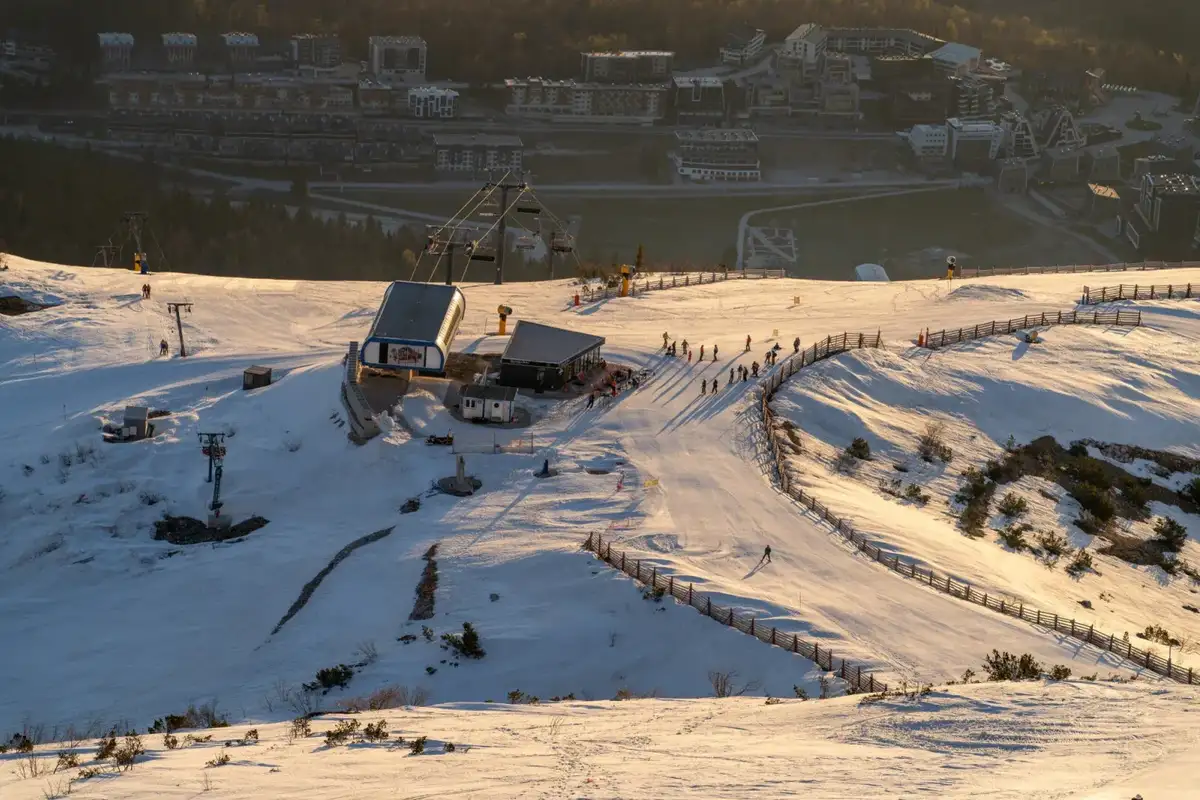 Sabah ski na Bjelasnica Magicni prizori za kraj zimske sezone 2026 4