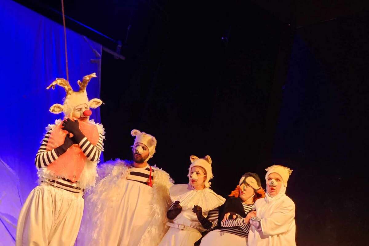 Ef02a616 0264 4928 83ee 04beb2064ec8