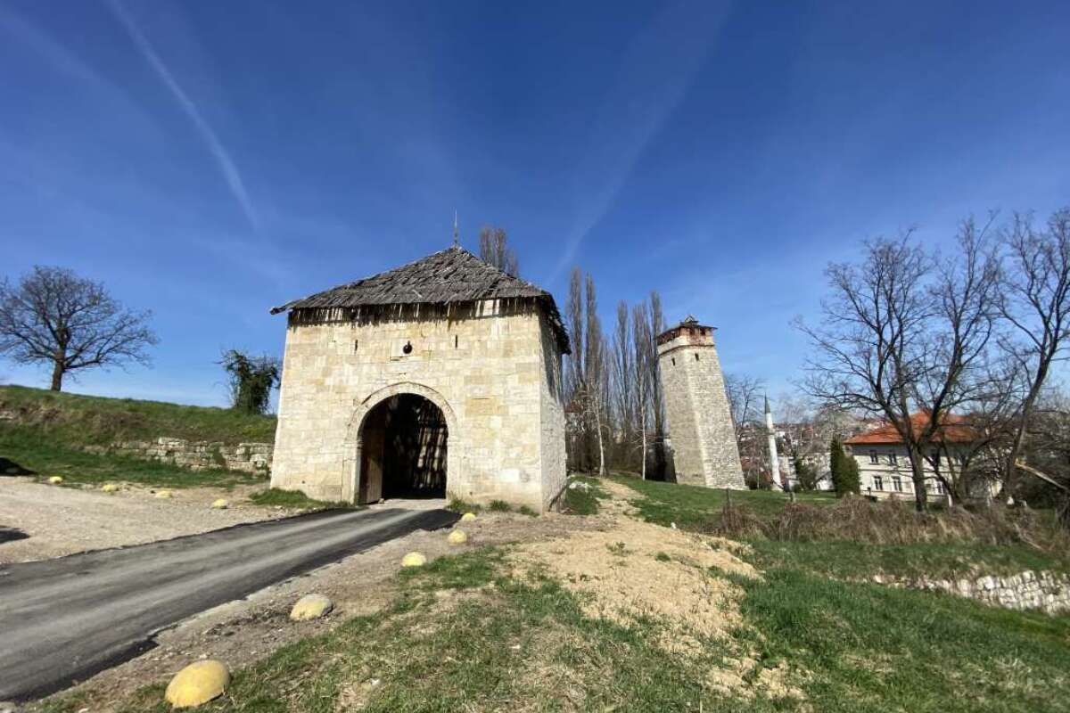 Garadacac 4