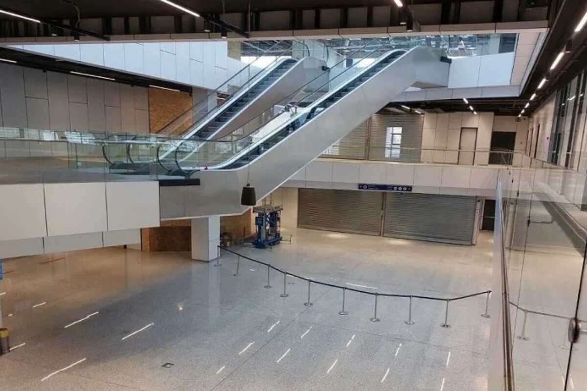 Terminal 2