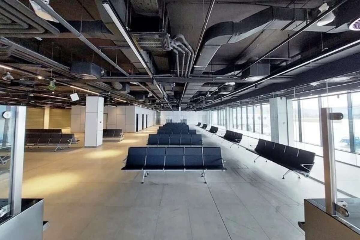 Terminal 6