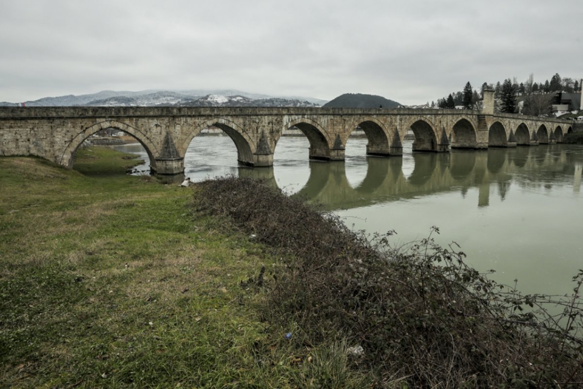Visegrad most 3 AA