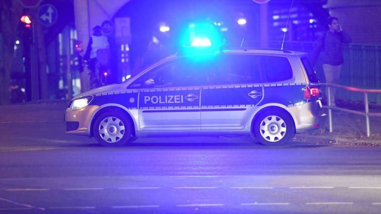 Policija njemacka Symbolbild