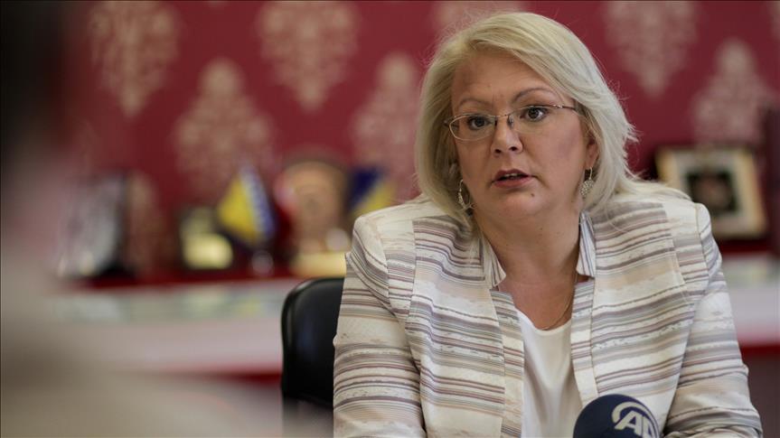 Lidija bradara