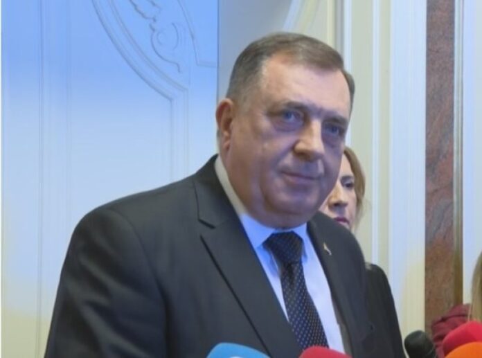 Milorad dodik rtrs 1201 696x517