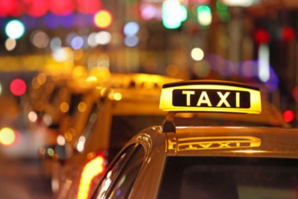 Taxi