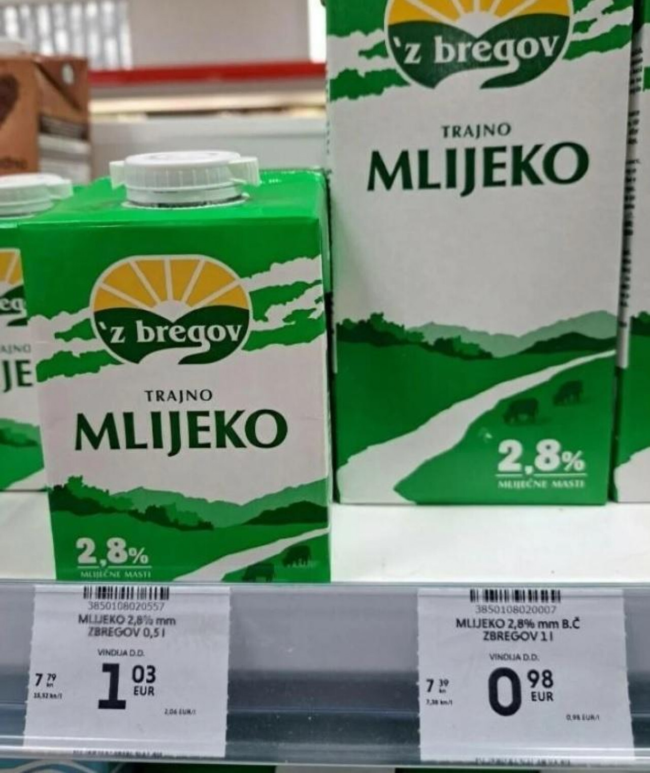 Slika mlijeko zbregov